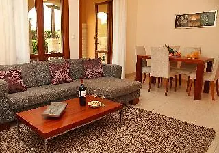 Hotel Aphrodite Hills Residences 5*